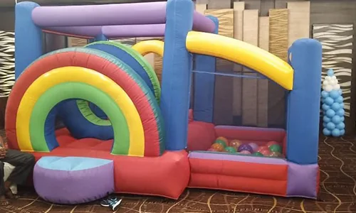 Ball Pool Bounce